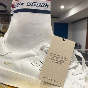 Golden Goose Cream Sneakers with Gold Detail